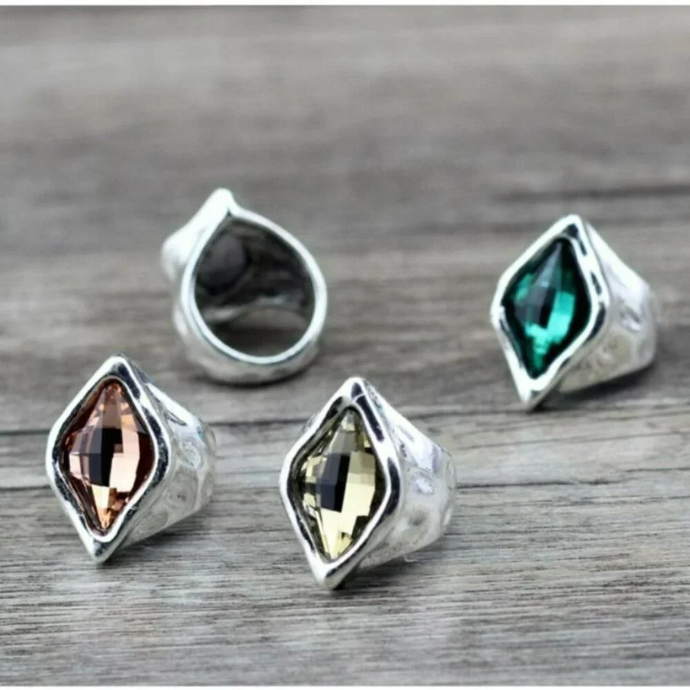 Zuri Cadance Silver Ring with Tourmaline Pink Colored Crystal Size 9 Gift Boxed - Picture 3 of 11